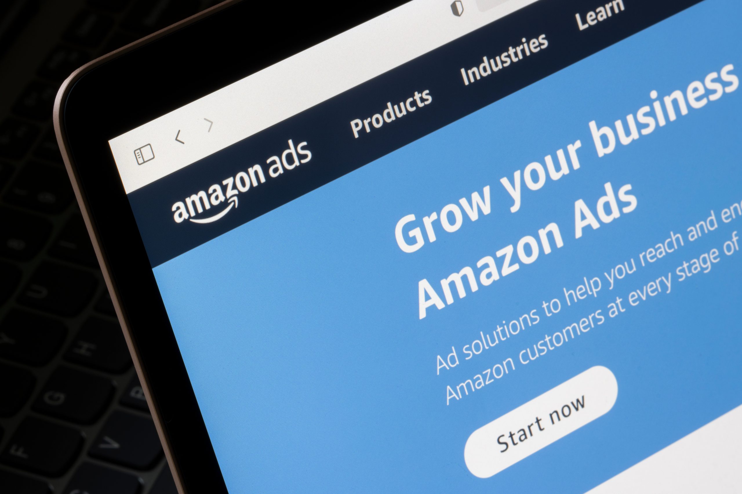 Je quite la France pour un paradis fiscal Faire de la PUB sur Amazon est obligatoire